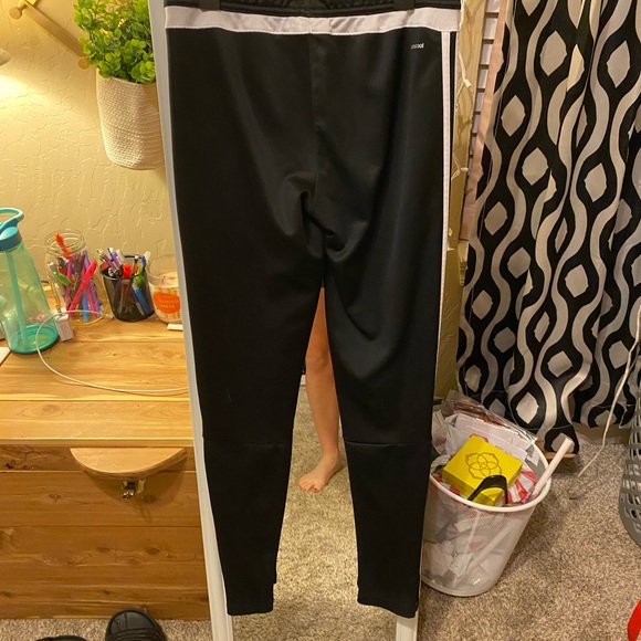 Joggers - Picture 2 of 4